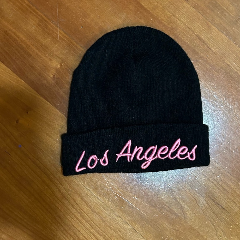 Los Angeles Black Beanie brand new!🆕